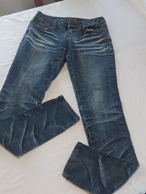 Zana Di  Women's Straight Leg Jeans in Dark Blue Wash.Size 3